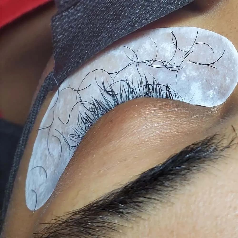 Lash Extension Removal