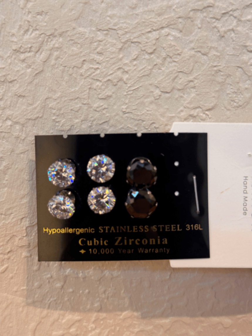 Stud Earings 